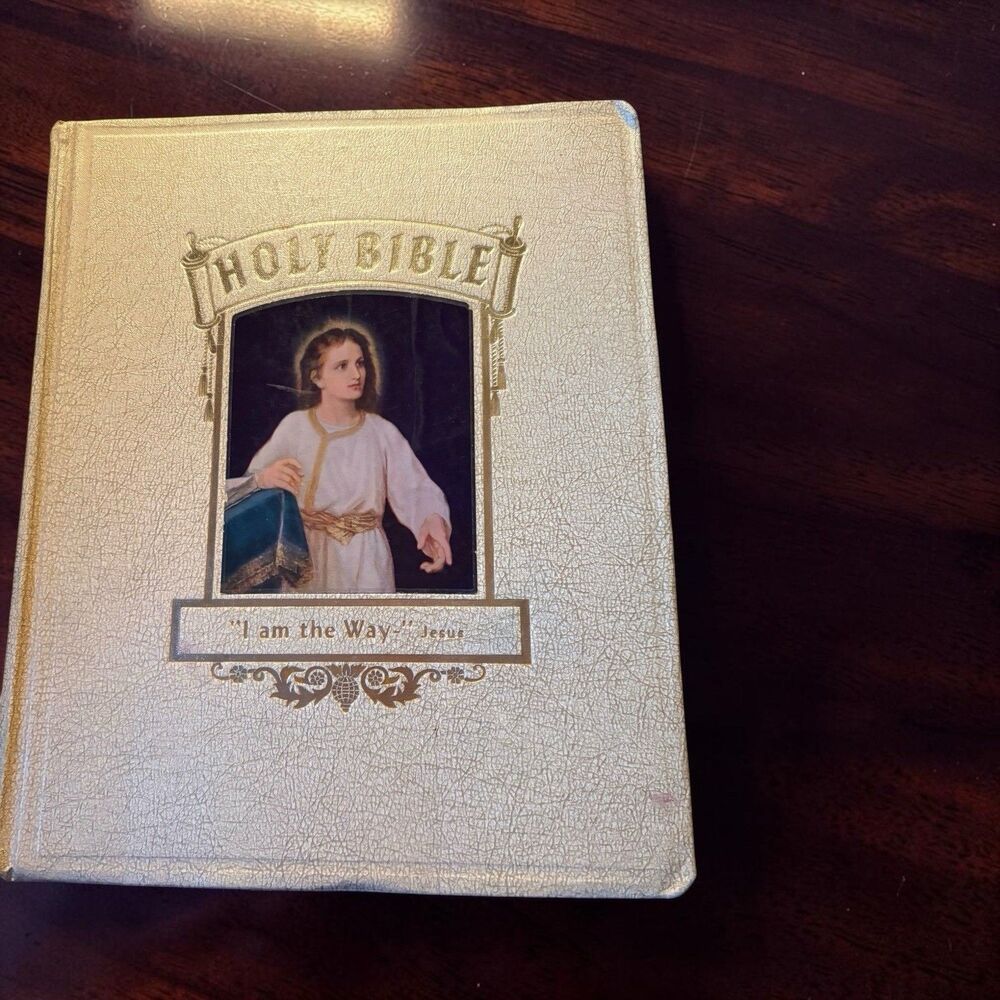 Holy Bible Family Bible  King James Version Red Letter 1955 John Hertel Co.